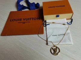 Picture of LV Necklace _SKULVnecklace11ly4612713